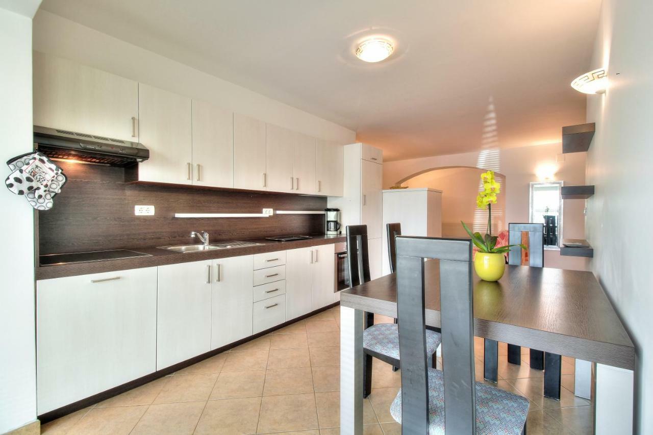 Apartment Katarina Црвений Врх Екстер'єр фото